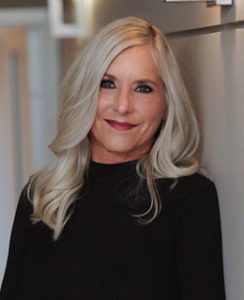 Headshot Ellery Plowman