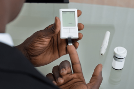 Diabetes Glucometer@2x-min